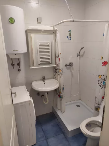 Bulevar Cara Lazara 90 | 4zida.rs