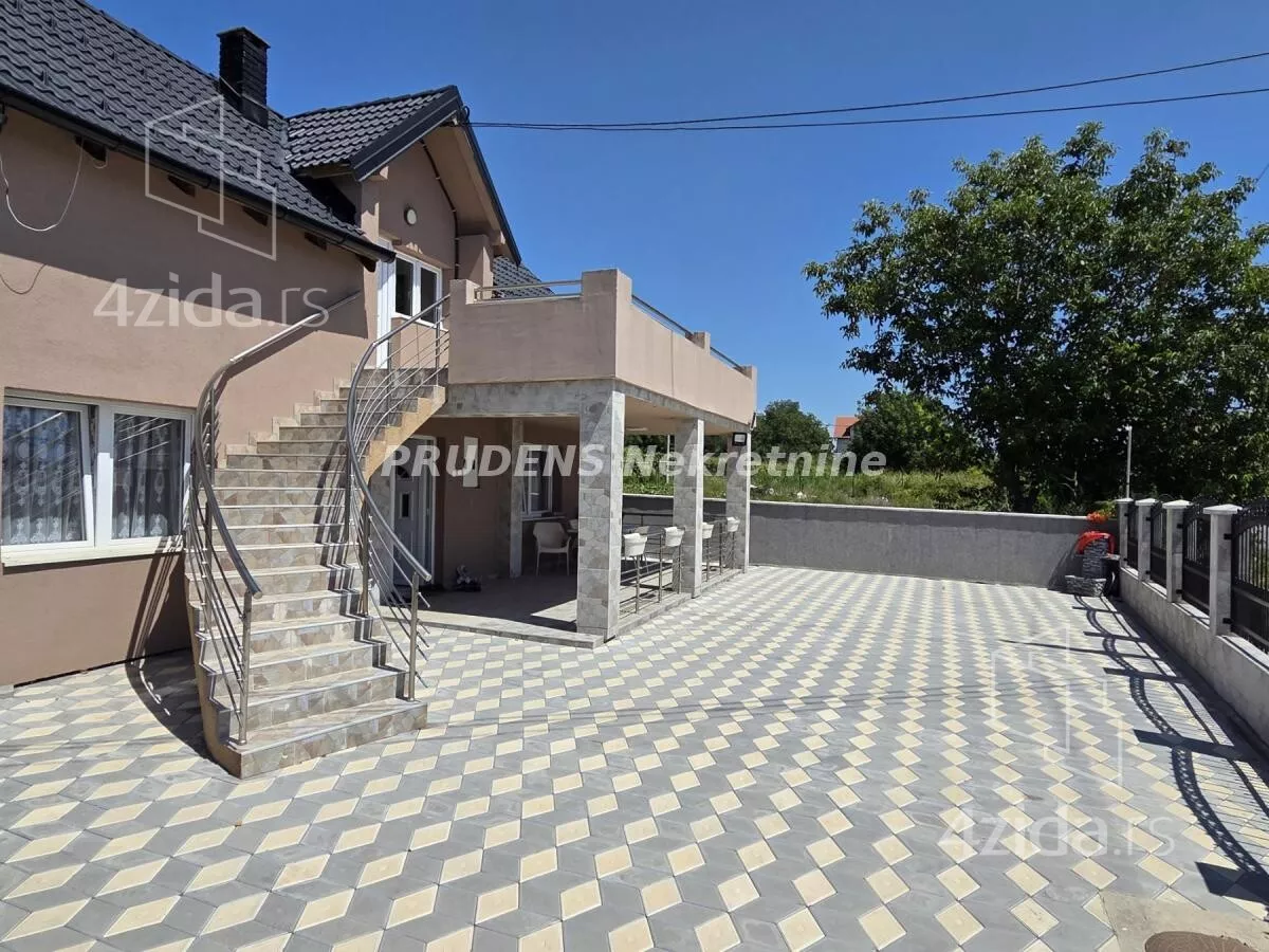 Kuća | 4zida