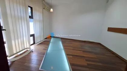 Skupština | 4zida.rs