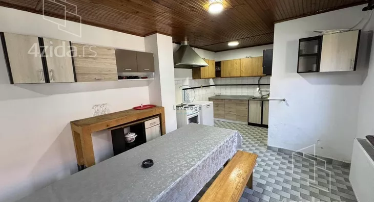 Osmosoban stan | 4zida