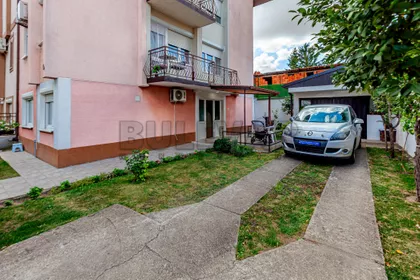 Humska | 4zida.rs