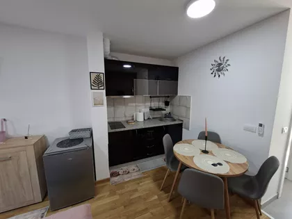 Nemanjina | 4zida.rs