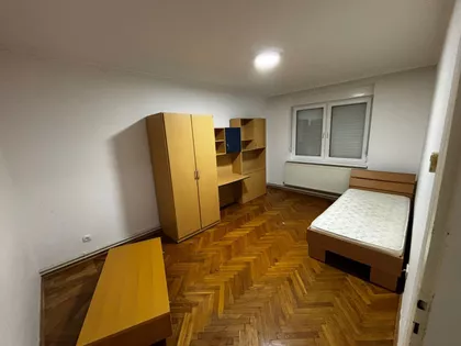 Cara Dušana | 4zida.rs