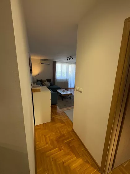 Mome Stanojlovića 13 | 4zida.rs