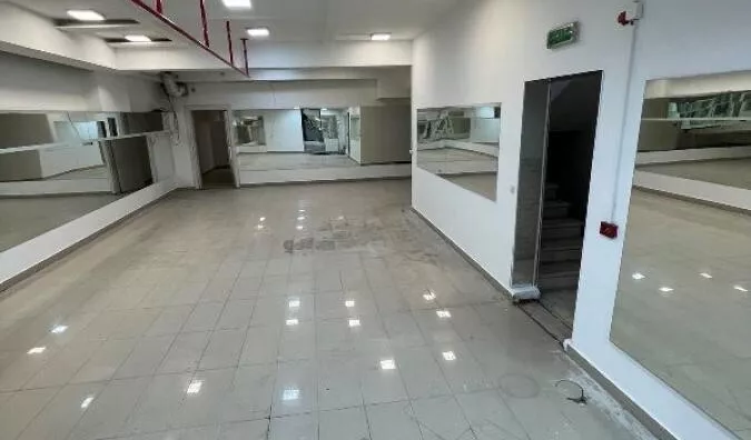 Lokal | 4zida
