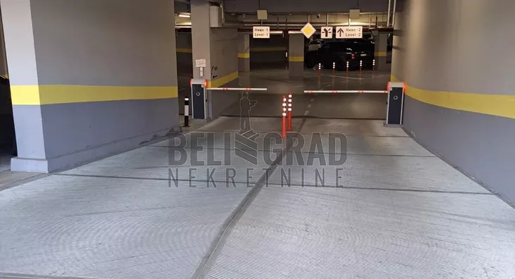 Garaža | 4zida