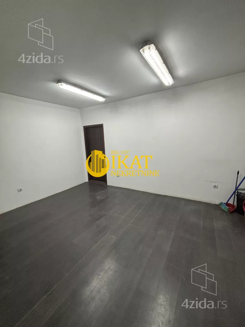 Lokal | 4zida