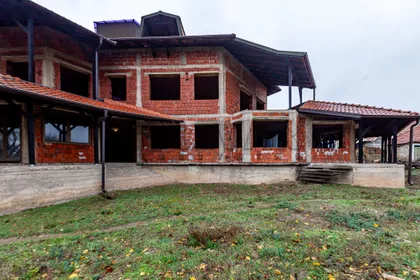 Rujnička | 4zida.rs