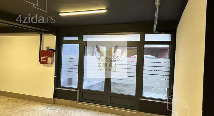 Poslovni prostor | 4zida