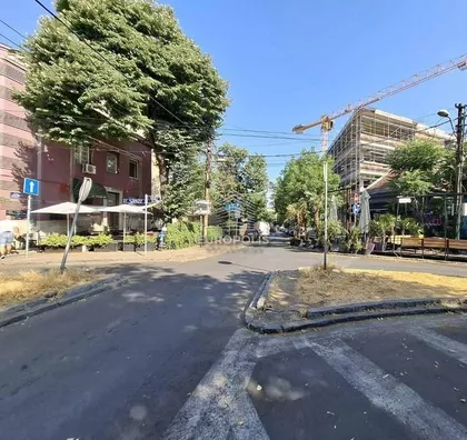 Crveni Krst Vračar | 4zida.rs