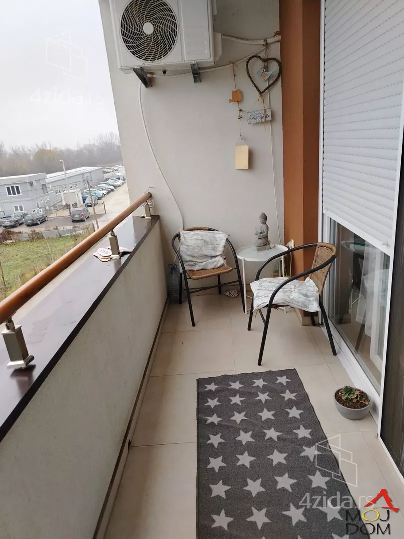 Troiposoban stan | 4zida