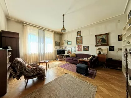 Trg Nikole Pašića | 4zida.rs