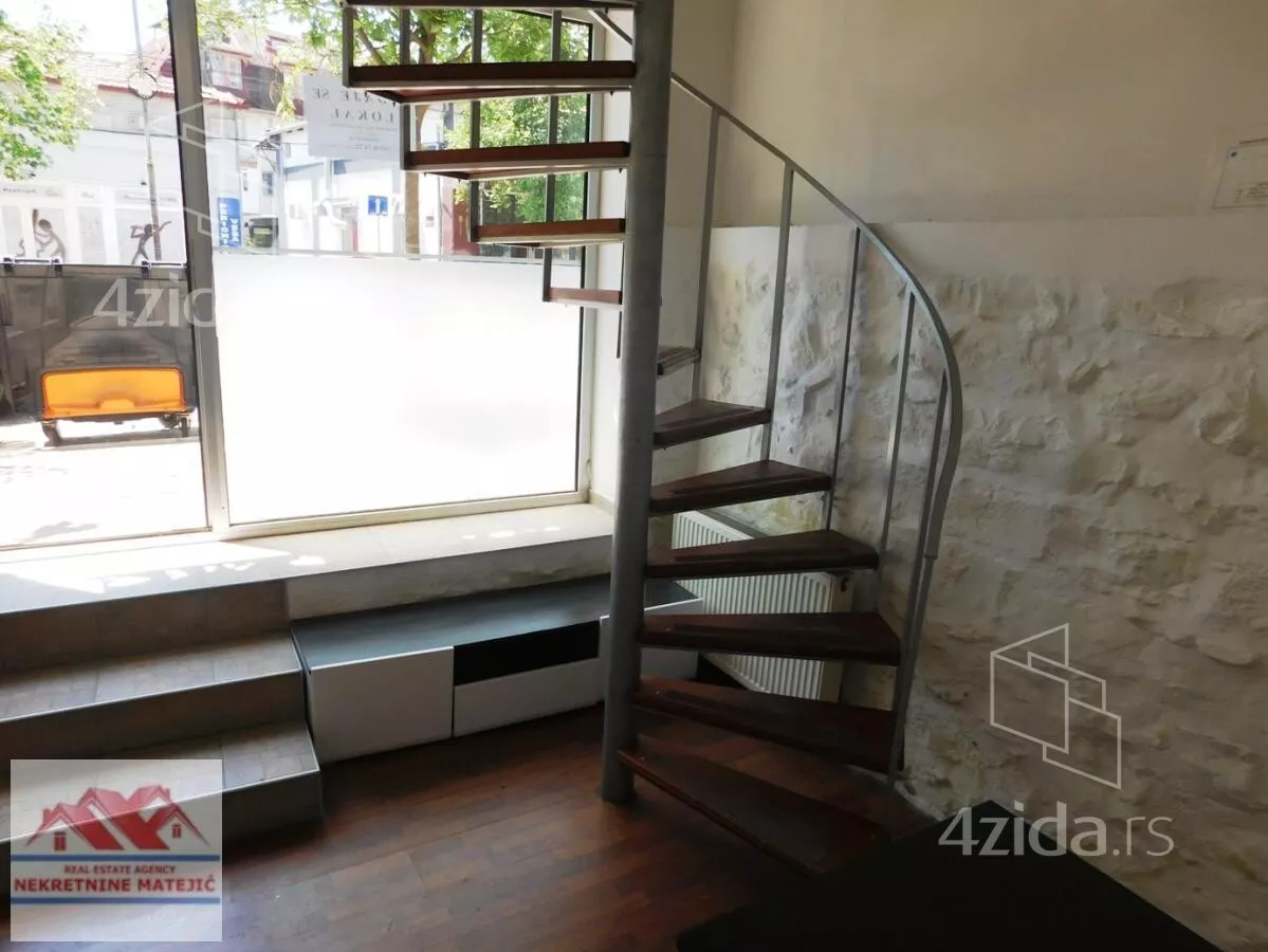 Lokal | 4zida