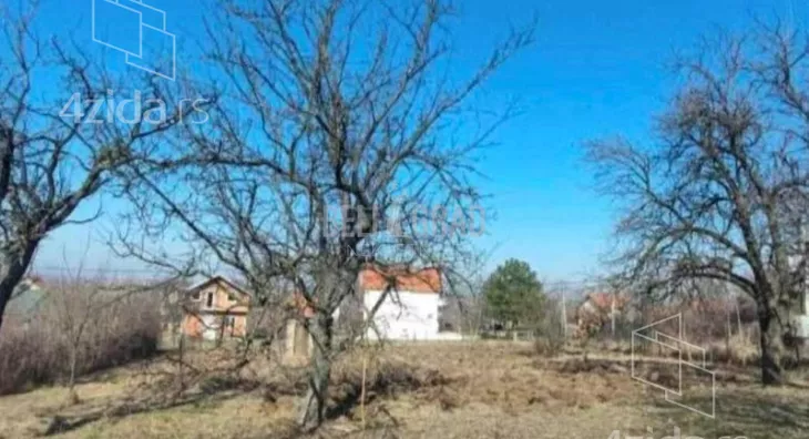 Plac | 4zida