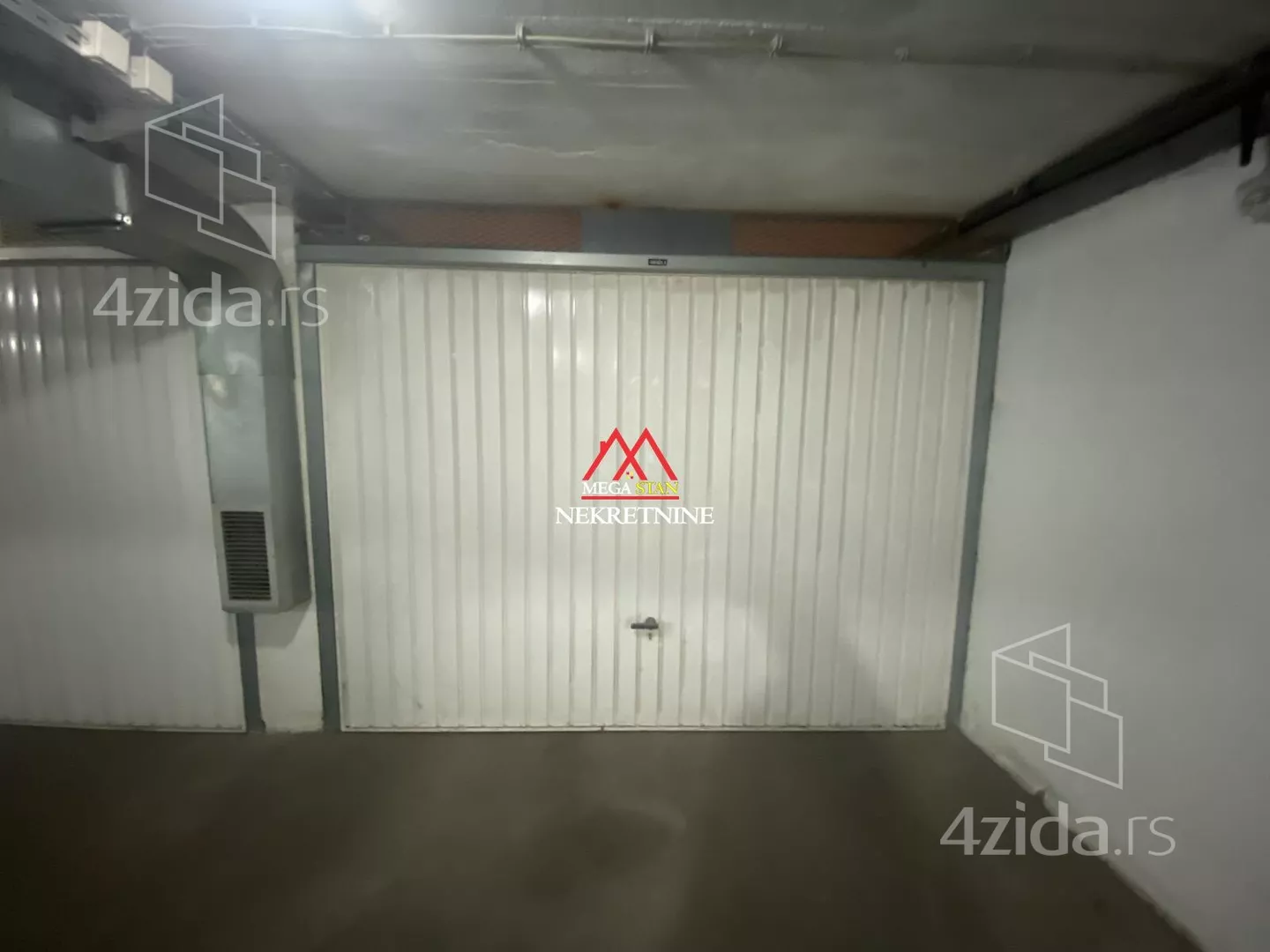 Garaža | 4zida