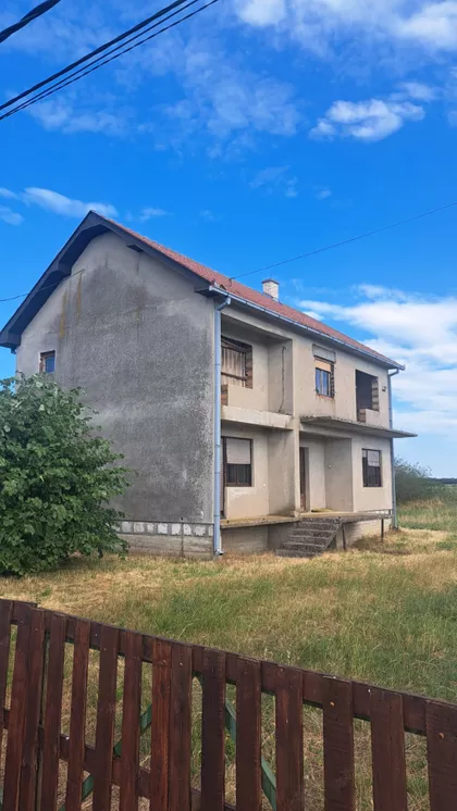Jelenča | 4zida.rs