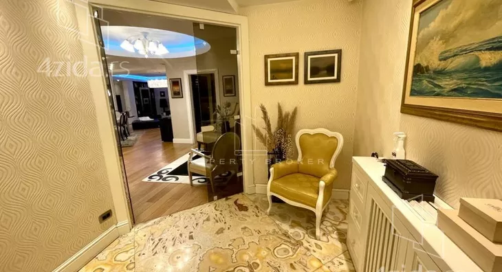 Petoiposoban stan | 4zida