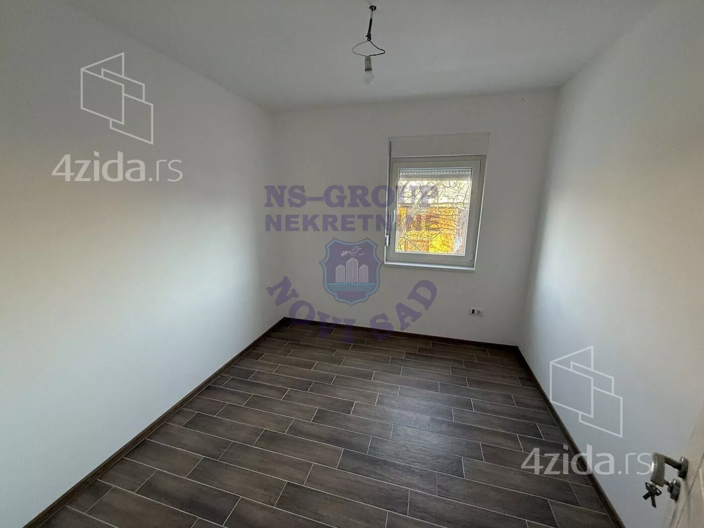 Četvoroiposoban stan | 4zida