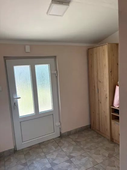 Tršićka 21 | 4zida.rs