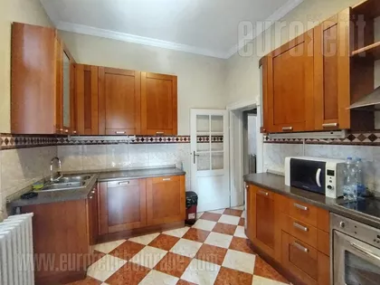 VOŽDOVAC | 4zida.rs