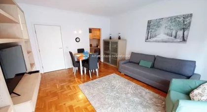 Crveni Krst Vračar | 4zida.rs