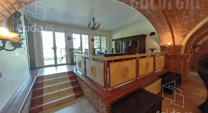 3-etažna kuća | 4zida