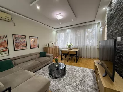 Učiteljsko Naselje | 4zida.rs