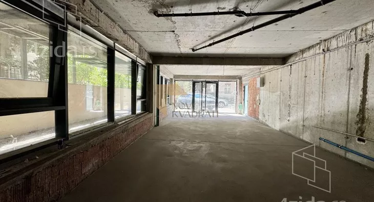 Poslovni prostor | 4zida