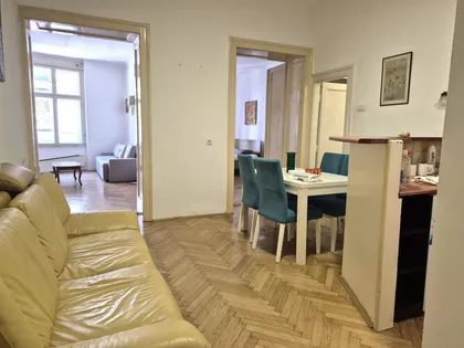 Trg Nikole Pašića | 4zida.rs