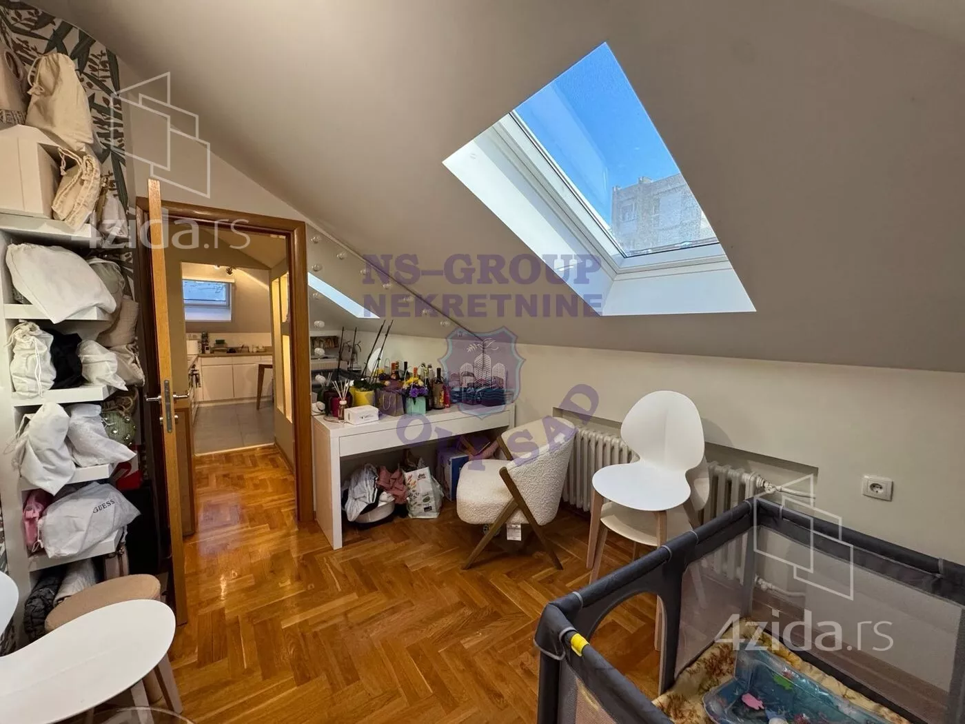 Petosoban stan | 4zida