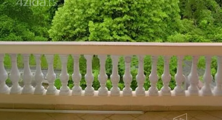 Šestosoban stan | 4zida