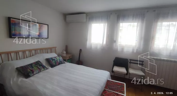 Četvoroiposoban stan | 4zida