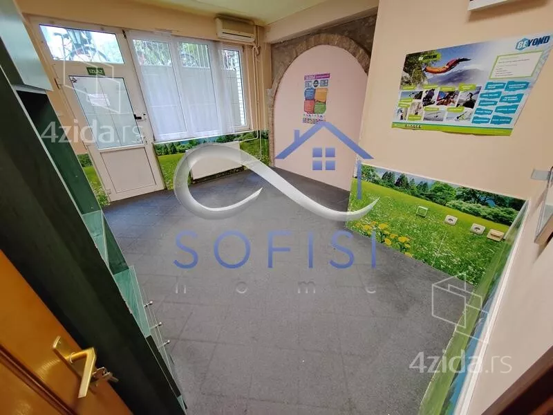 Poslovni prostor | 4zida