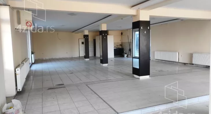 Poslovni prostor | 4zida