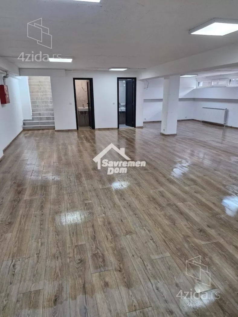 Poslovni prostor | 4zida