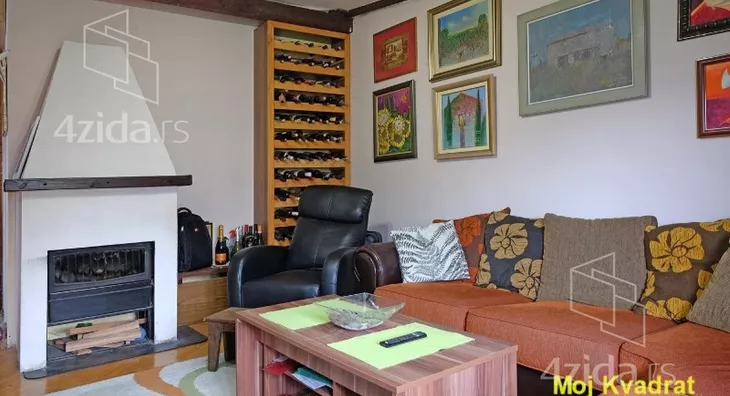 Šestosoban stan | 4zida