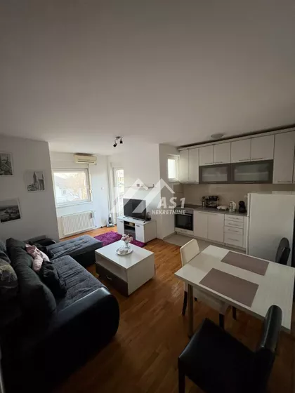 Romanijska | 4zida.rs