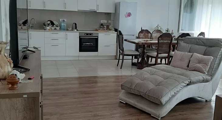 5-etažna kuća | 4zida