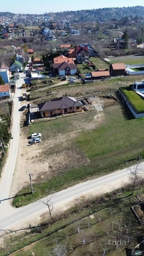 Građevinsko zemljište | 4zida