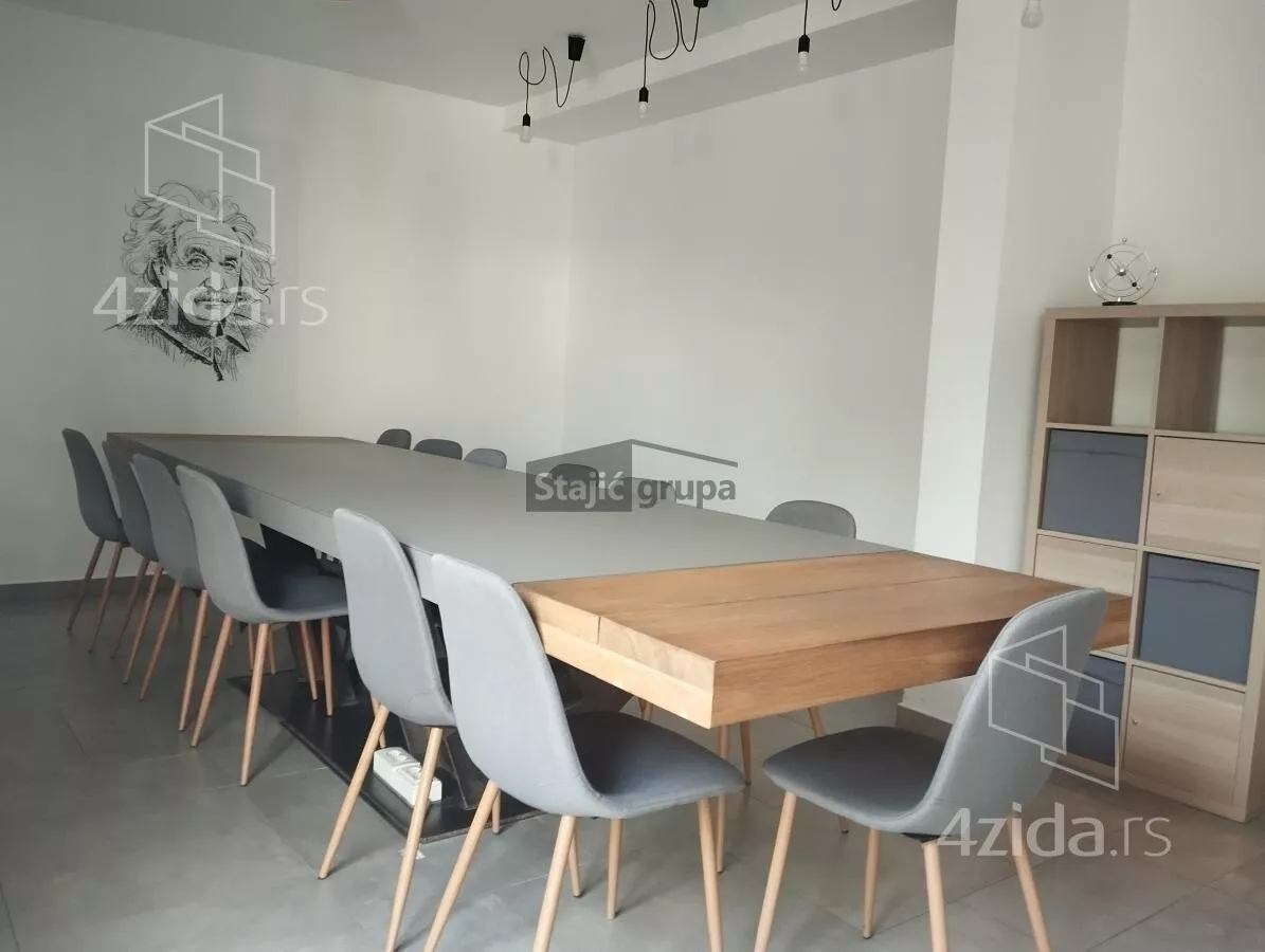 Poslovni prostor | 4zida