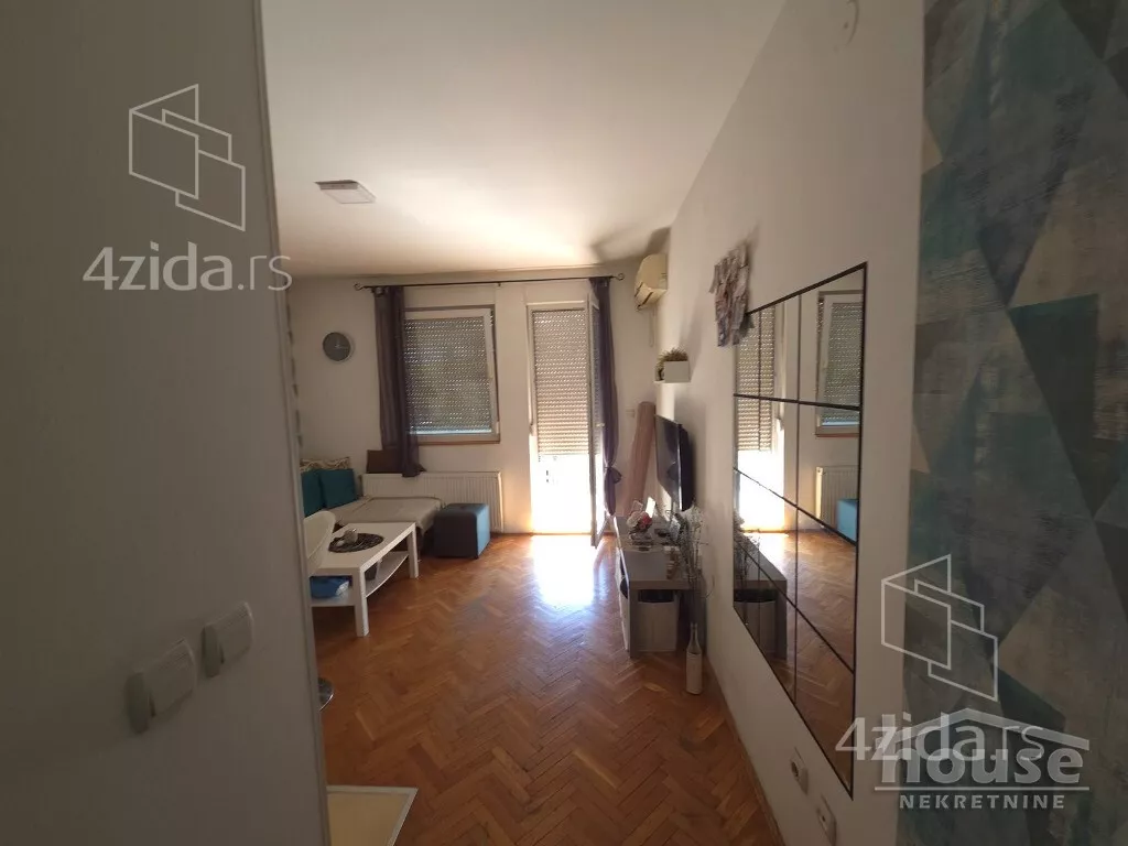 Garsonjera | 4zida