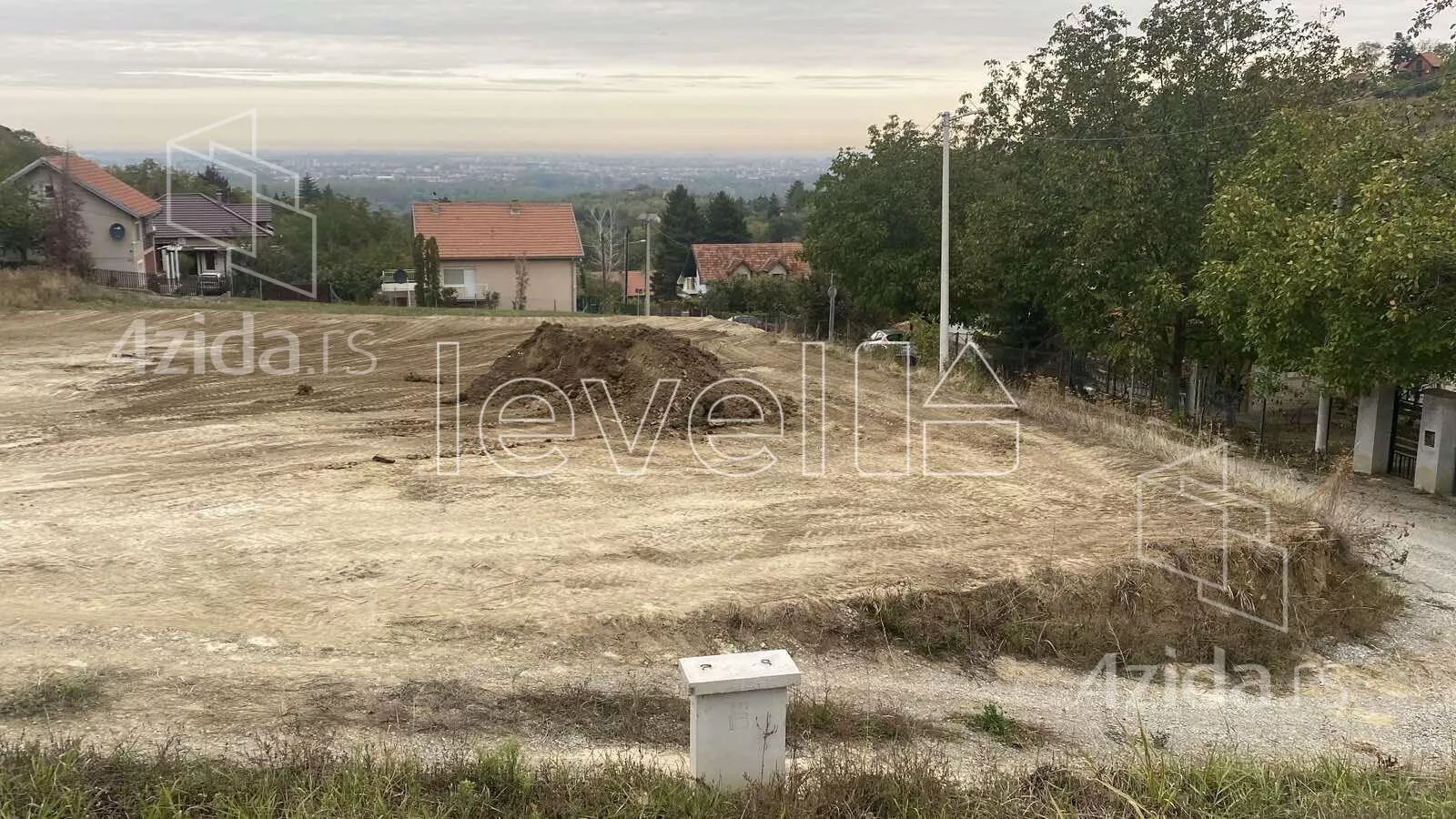 Plac | 4zida