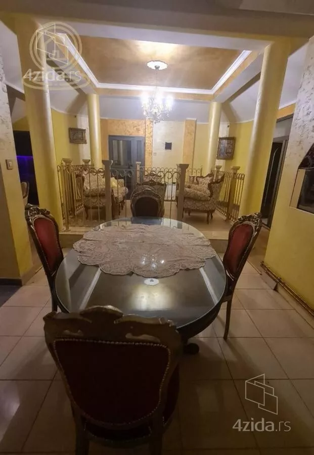 Troiposoban stan | 4zida