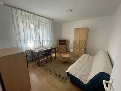 Prvomajska | 4zida.rs