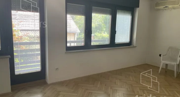 6-etažna kuća | 4zida