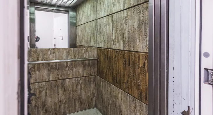 Šestosoban stan | 4zida