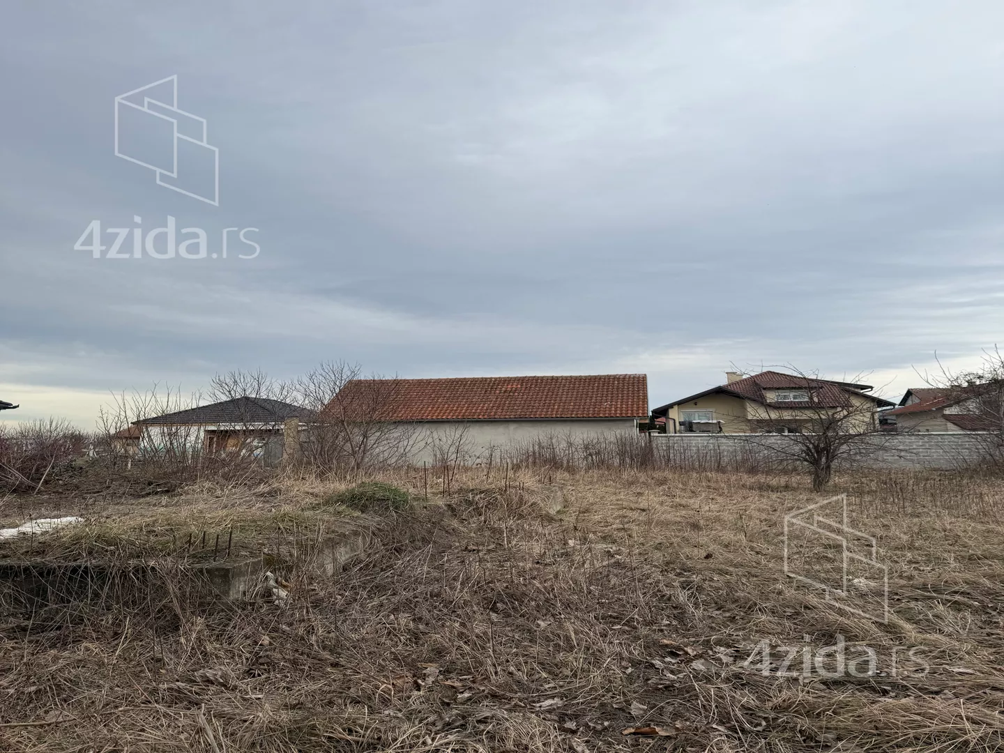 Građevinsko zemljište | 4zida