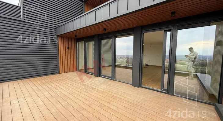 3-etažna kuća | 4zida