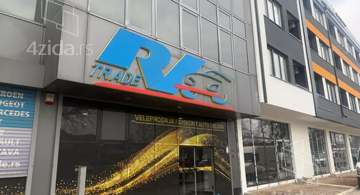 Poslovna zgrada | 4zida