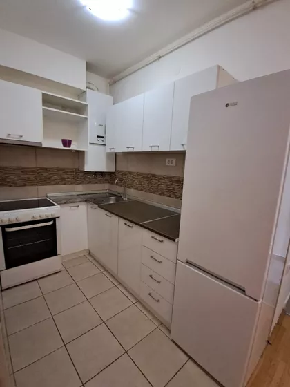 Zmaj Jovina 18 | 4zida.rs